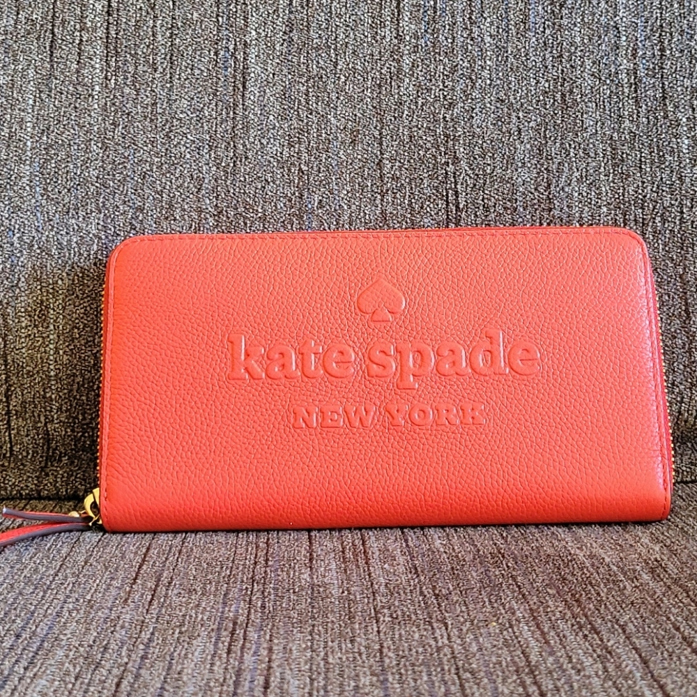 💖SALE💗 Kate Spade Wallet